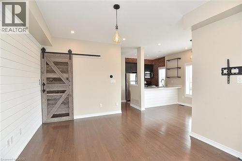 257 PARKSIDE Drive Unit# 36 , Waterdown, Ontario L0R 2H0 5