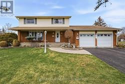 19 COUNTRY CLUB DRIVE Quinte West (Sidney Ward), ON K8R 1B4
