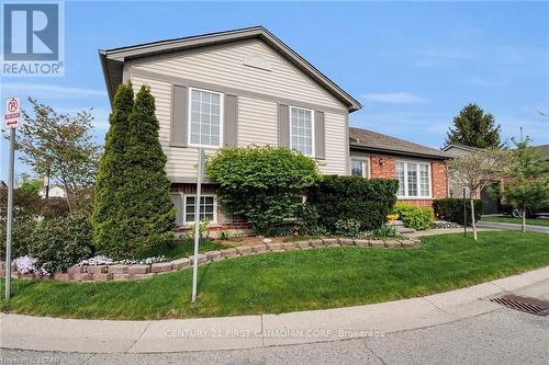 44 - 335 LIGHTHOUSE ROAD , London South (South U), Ontario N6M 1J8 2