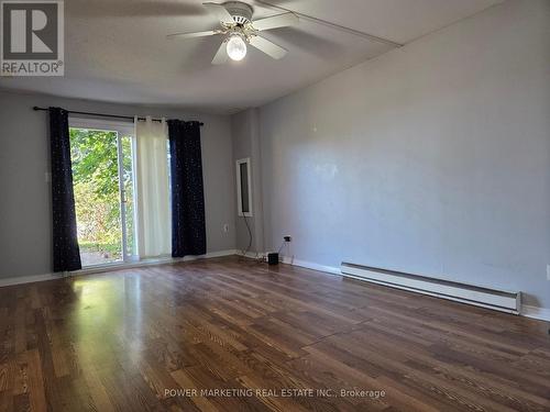 B - 81 CRAIG HENRY DRIVE , Ottawa, Ontario K2G 3S8 5