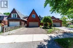 3 ARON DRIVE Brampton, ON L6Y 2S3