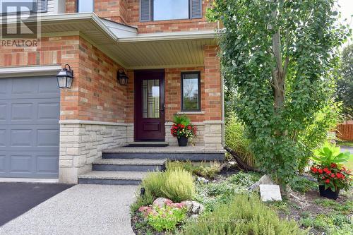 546 Sandcherry Drive, Burlington, ON 