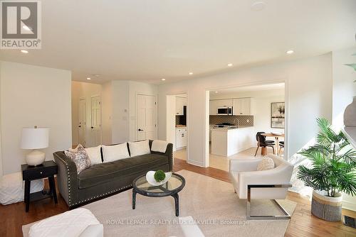 546 Sandcherry Drive, Burlington, ON 