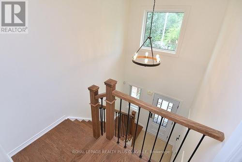 546 Sandcherry Drive, Burlington, ON 