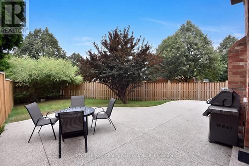 546 Sandcherry Drive, Burlington, ON 