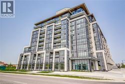405 DUNDAS Street W Unit# PH03 Oakville, ON L6M 5P9