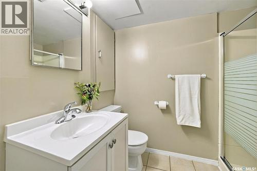 134 Ross Crescent, Saskatoon, SK 
