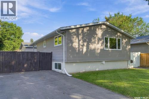 134 Ross Crescent, Saskatoon, SK 