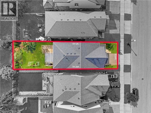 The boundary seen is an estimated representation of lot dimensions derived from Geowarehouse, intended solely for visualization purposes. Please note that it is not obtained from a survey and should n - 251 Cranbrook Street, Kitchener, ON 