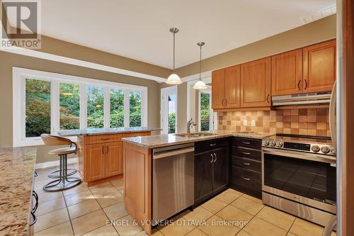 2106 Lamira Street, Ottawa, ON 