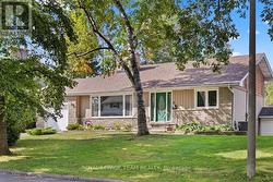 2000 NORWAY CRESCENT Ottawa, ON K1H 5N7