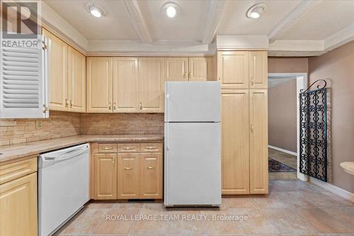 2000 Norway Crescent, Ottawa, ON 