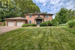 16 WILLOWDALE COURT Pelham (Fonthill), ON L3E 0J3