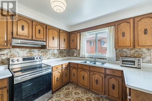 1554 Goldmar Drive, Mississauga, ON 