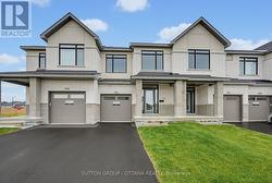 758 HORNED OWL AVENUE Ottawa, ON K4M 0S2