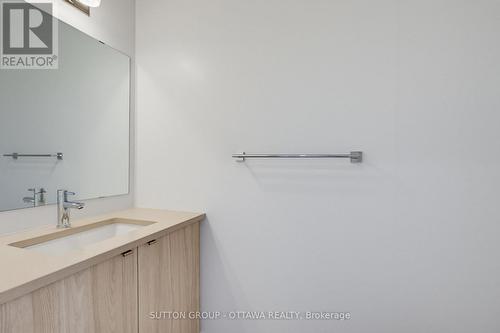 758 HORNED OWL AVENUE , Ottawa, Ontario K4M 0S2 3