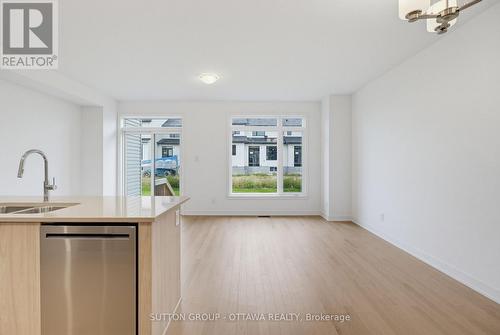758 HORNED OWL AVENUE , Ottawa, Ontario K4M 0S2 5