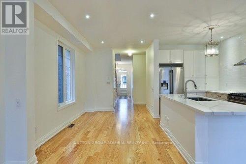 447 LADY NADIA DRIVE , Vaughan, Ontario L6A 0H3 4