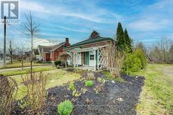 139 STIRLING AVENUE Kitchener, ON N2G 3N8