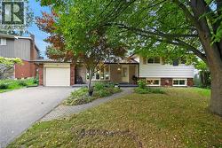 15 CANARY Drive Brantford, ON N3R 6G2