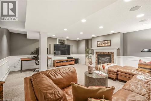 387 Valanna Crescent, Burlington, ON 