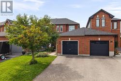 22 RIDWELL STREET Barrie, ON L4N 0X2