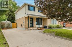 949 ELGIN Street N Cambridge, ON N1R 8C6