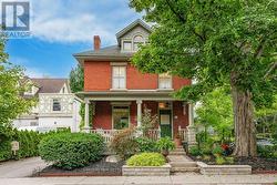 102 QUEEN STREET Guelph (General Hospital), ON N1E 4S1