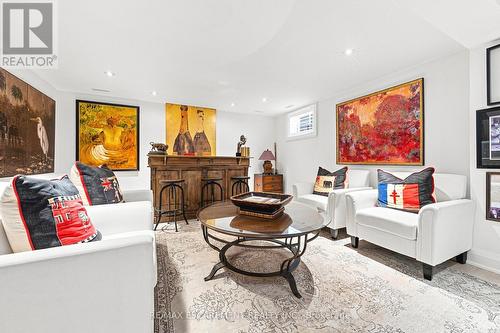 794 Falcon Boulevard, Burlington, ON 