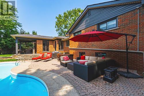 794 Falcon Boulevard, Burlington, ON 