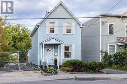 249 HINCHEY AVENUE Ottawa, ON K1Y 1L9