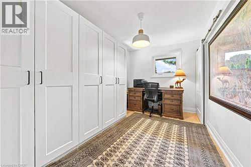 794 Falcon Boulevard, Burlington, ON 