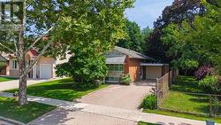 109 WINCOTT DRIVE Toronto, ON M9R 2P5