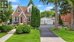 2270 LILLIAN Windsor, ON N8X 4B2