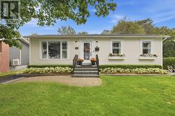 7 Halifax Street St. John's, NL A1A 2P6