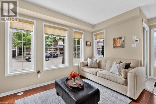 2261 Seton Crescent, Burlington, ON 