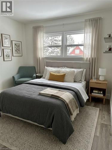 27 Winslow Drive, Kitchener, ON 