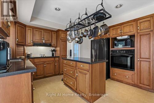 1252 Britannia Road, Burlington, ON 