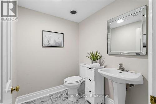 1252 Britannia Road, Burlington, ON 