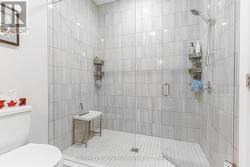 LARGE ENSUITE SHOWER - 