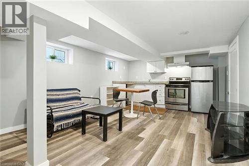 5039 ARMOURY Street Unit# Lower , Niagara Falls, Ontario L2E 1T3 2