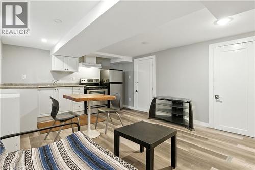 5039 ARMOURY Street Unit# Lower , Niagara Falls, Ontario L2E 1T3 3
