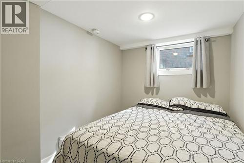 5039 ARMOURY Street Unit# Lower , Niagara Falls, Ontario L2E 1T3 5