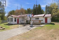 28 SOUTH BAYOU ROAD Kawartha Lakes (Verulam), ON K0M 1N0