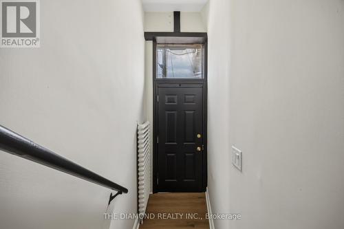1958A EGLINTON AVENUE W , Toronto, Ontario M6E 2J8 3
