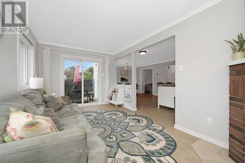 Family Room - 34 Brenda Crescent, Ottawa, ON 