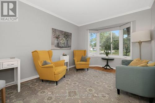 Living Room - 34 Brenda Crescent, Ottawa, ON 