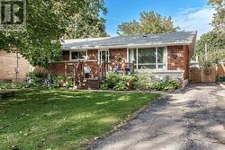 14 BURRITT STREET Stratford, ON N5A 4W7