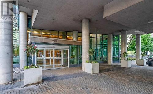 2807 - 215 FORT YORK BOULEVARD , Toronto, Ontario M5V 4A2 3