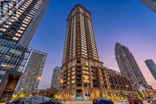 3309 - 385 PRINCE OF WALES DRIVE  Mississauga, ON L5B 0C6